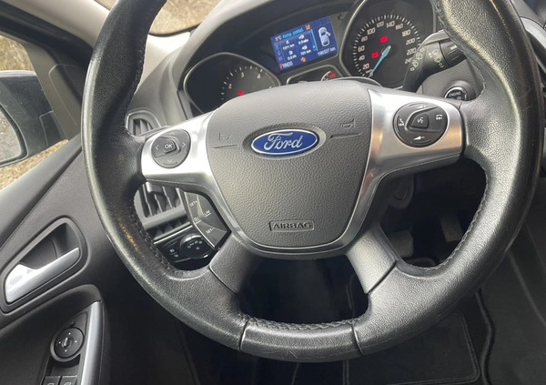 Ford Focus cena 29900 przebieg: 293000, rok produkcji 2014 z Sierpc małe 137